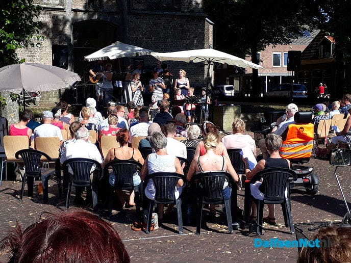 Openlucht Sing-in - Foto: Ingezonden foto