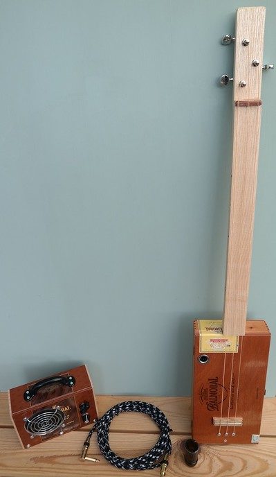 Grootste cigar box gitaar festival van Europa - Foto: Eigen geleverde foto
