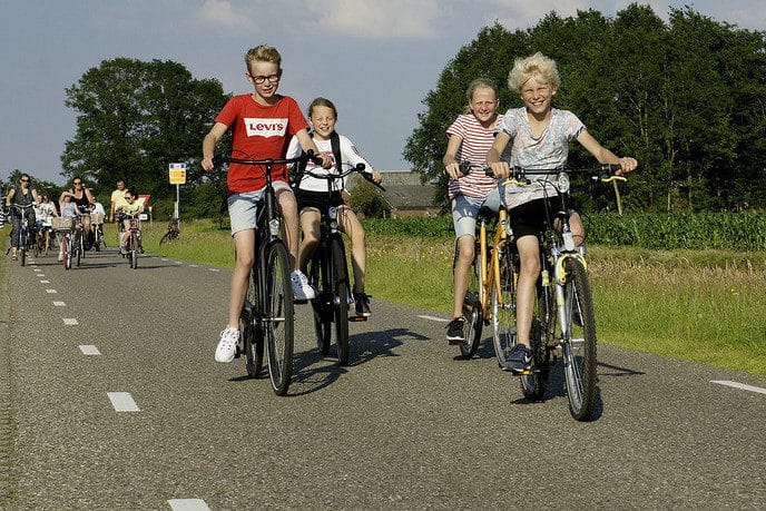 Fiets3daagse Dag 1 - Foto: Paul Scholten