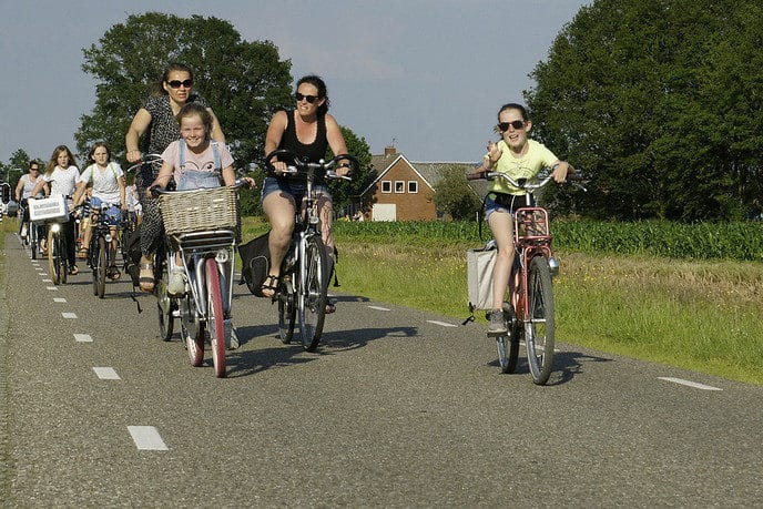Fiets3daagse Dag 1 - Foto: Paul Scholten
