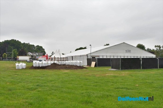 Het Sproeifeest maakt zich op voor een geweldig feest! - Foto: Johan Bokma