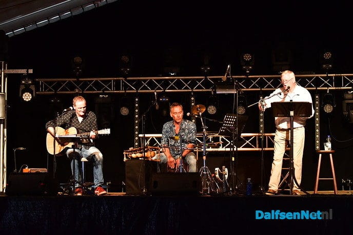 Kampman & Co op het Sproeifeest met ‘Zoas ’t Was’ - Foto: Johan Bokma