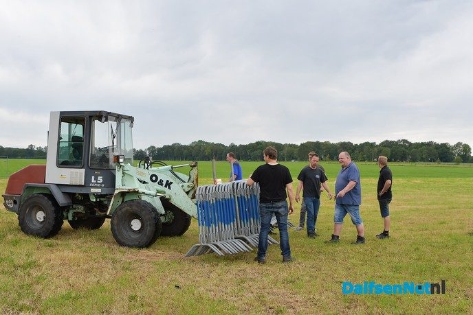 Team autorodeo Oudleusen is er klaar voor - Foto: Johan Bokma