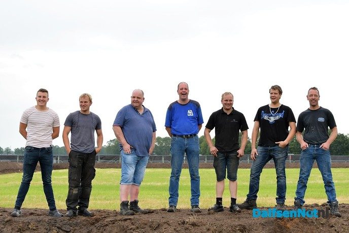 Team autorodeo Oudleusen is er klaar voor - Foto: Johan Bokma