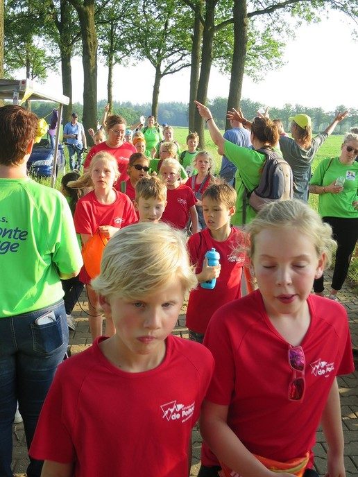 Wandel3daagse gestart met stralend wandelweer