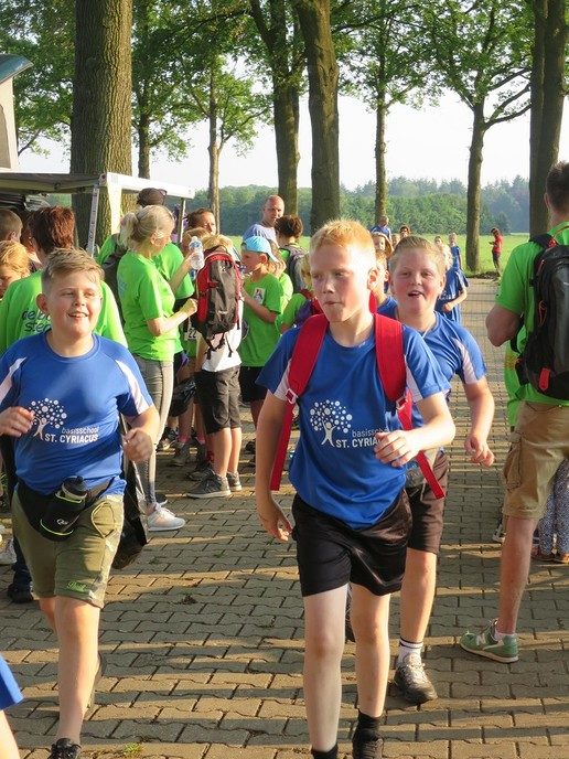 Wandel3daagse gestart met stralend wandelweer