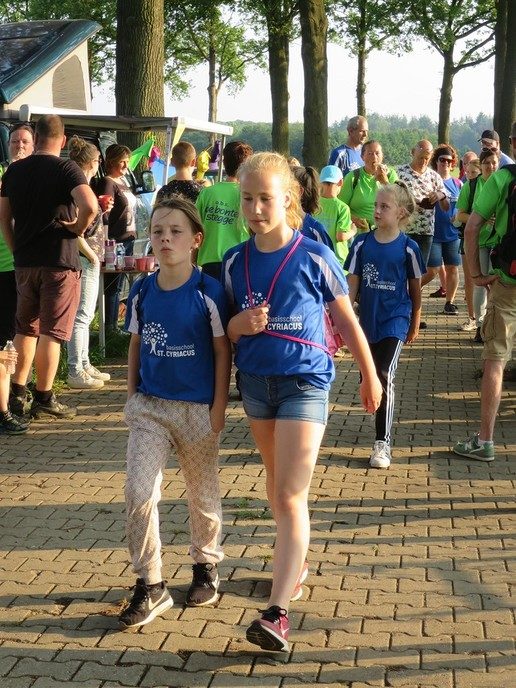 Wandel3daagse gestart met stralend wandelweer