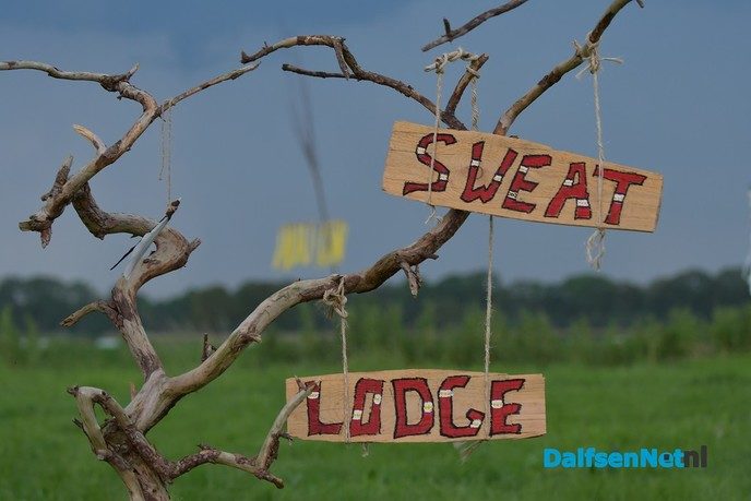 Living Village opent met theaterspektakel! - Foto: Johan Bokma