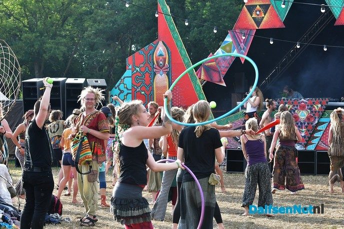 De eerste dag van het weekend ontpopt tot waanzinnig feest! - Foto: Johan Bokma