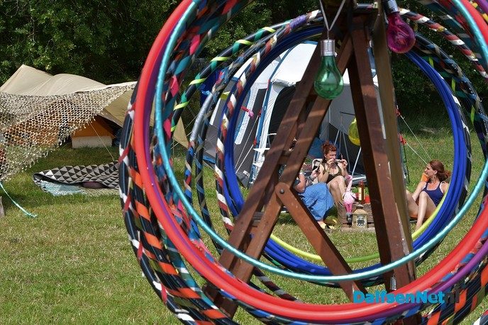 Living Village opent met theaterspektakel! - Foto: Johan Bokma