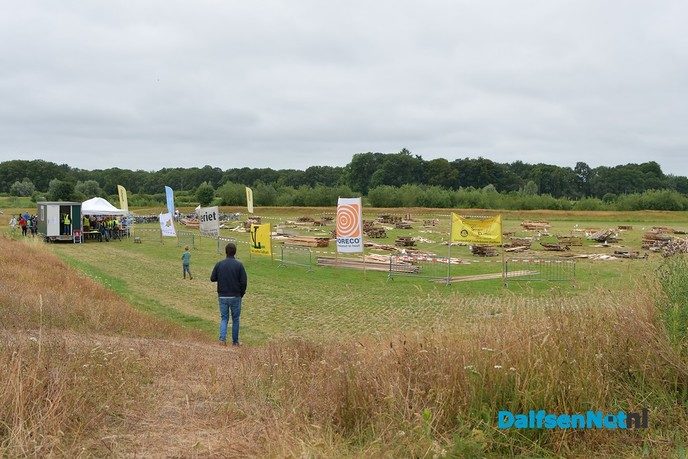 Dalfsen van Boven bij de start van de Timmerweek 2019 - Foto: Johan Bokma