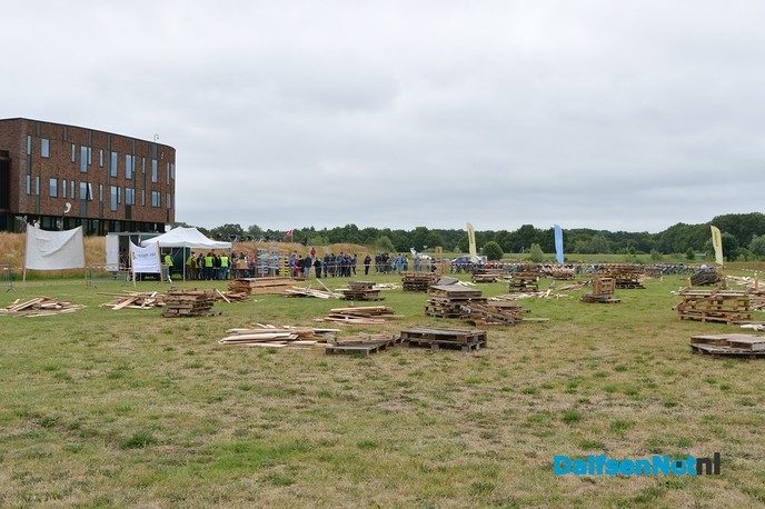 Dalfsen van Boven bij de start van de Timmerweek 2019 - Foto: Johan Bokma