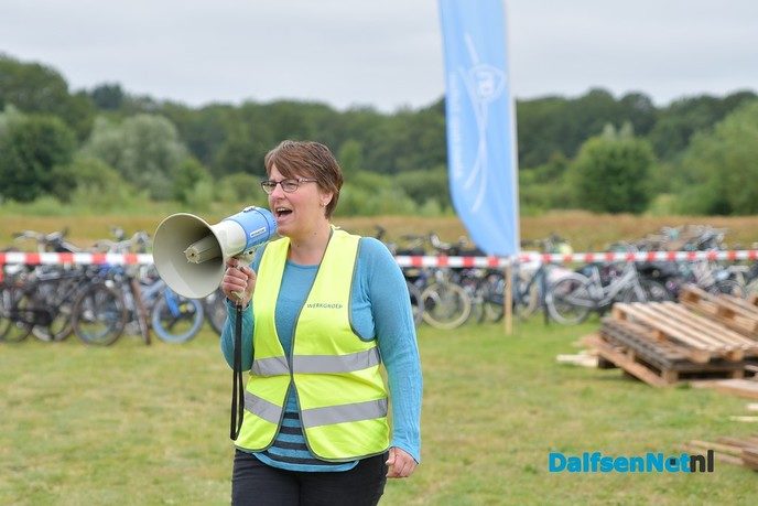 Dalfsen van Boven bij de start van de Timmerweek 2019 - Foto: Johan Bokma