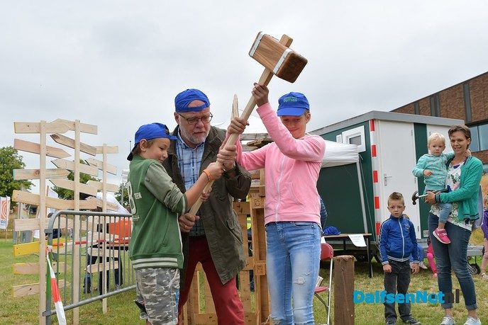 Dalfsen van Boven bij de start van de Timmerweek 2019 - Foto: Johan Bokma