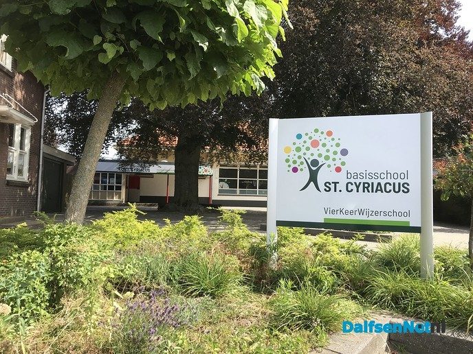 Cyriacusschool maakt nieuwe logo zichtbaar - Foto: Ingezonden foto