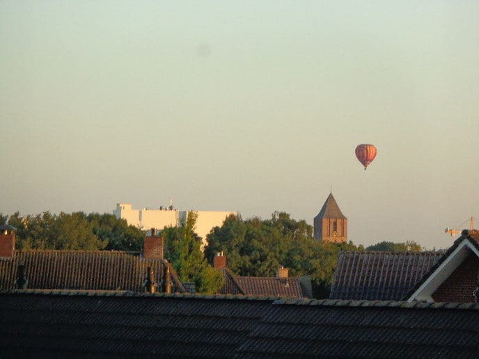 De kerk in het midden - Foto: Eigen geleverde foto