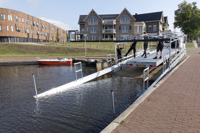 Het botenhuis ligt er, nu de zomp nog… - Foto: Eigen geleverde foto