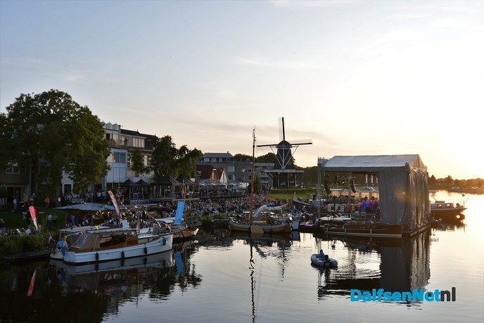 Een weergaloze start voor Festival op de Vecht - Foto: Johan Bokma