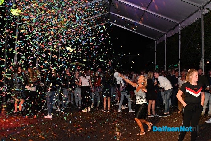 Feest met De Esperando’s, Bouke en Remko Ardesch bij Nikki’s - Foto: Johan Bokma