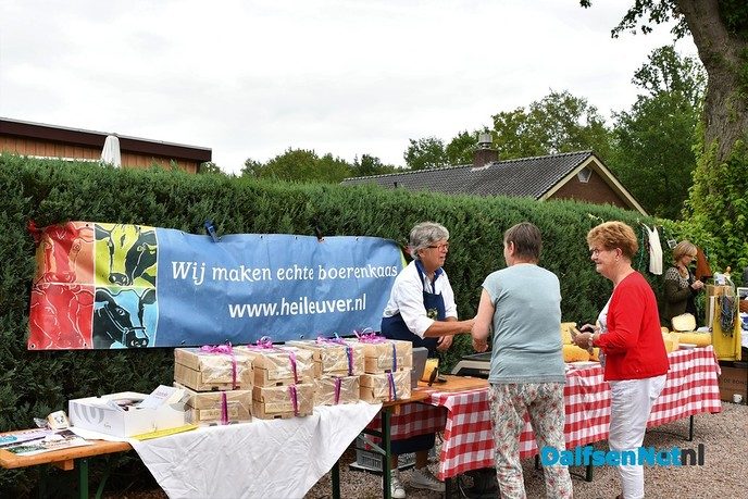 Markt op Vechtdalcamping Het Tolhuis - Foto: Johan Bokma