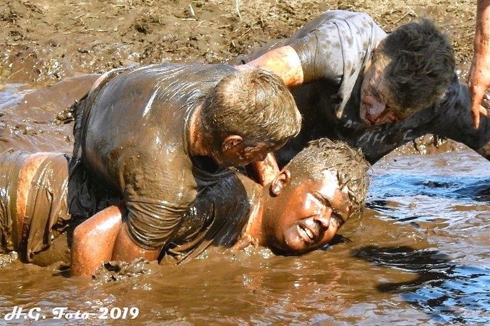 Oranjefeest Oudleusen zaterdag middag
