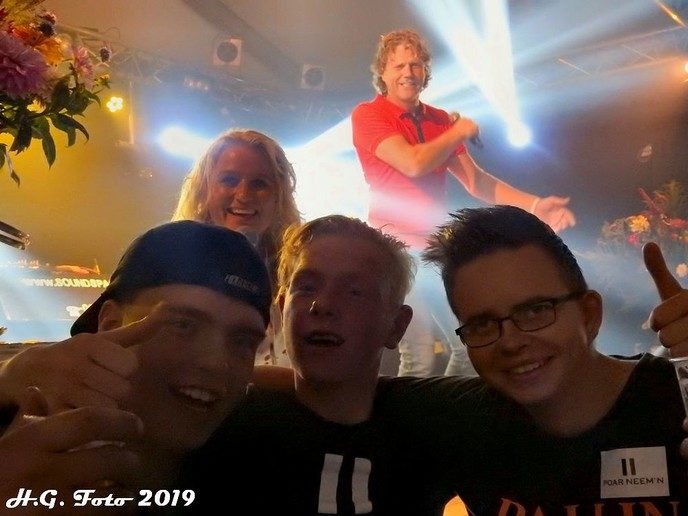Tentfeest Oranjevereniging / Mansier Oudleusen 2019.