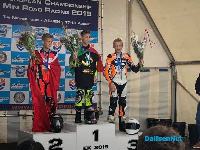 Justin Fokkert op het podium - Foto: Ingezonden foto