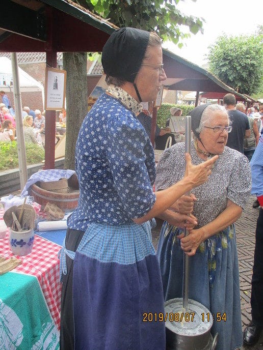 Stuwzangers zetten bottermarkt Raalte op de kop - Foto: Eigen geleverde foto