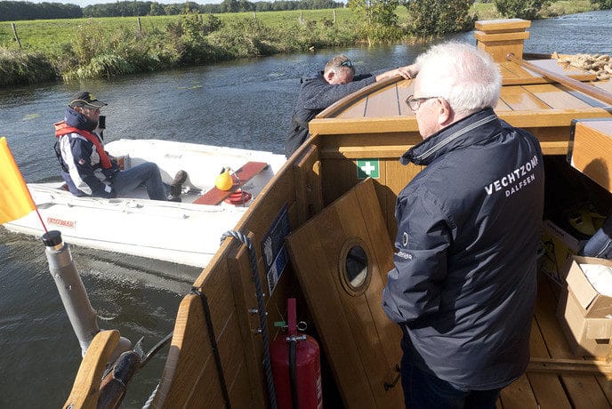 Vechtzomp naar winteropslag in Zwolle…. - Foto: Eigen geleverde foto