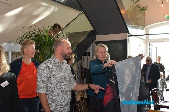 Gezellige drukte en veel belangstelling tijdens opening theaterseizoen de Stoomfabriek - Foto: Johan Bokma