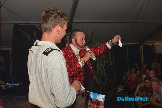 Polonaise feest en sportiviteit op het Maisfeest - Foto: Johan Bokma