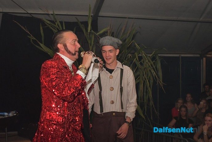 Polonaise feest en sportiviteit op het Maisfeest - Foto: Johan Bokma