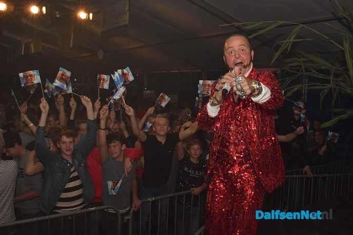 Polonaise feest en sportiviteit op het Maisfeest - Foto: Johan Bokma