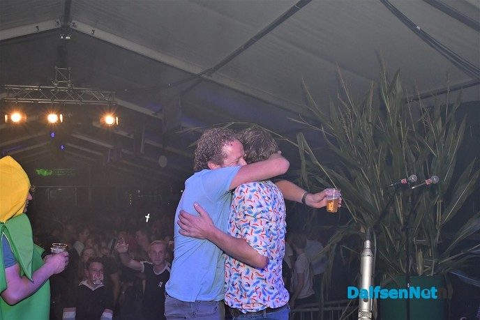Polonaise feest en sportiviteit op het Maisfeest - Foto: Johan Bokma