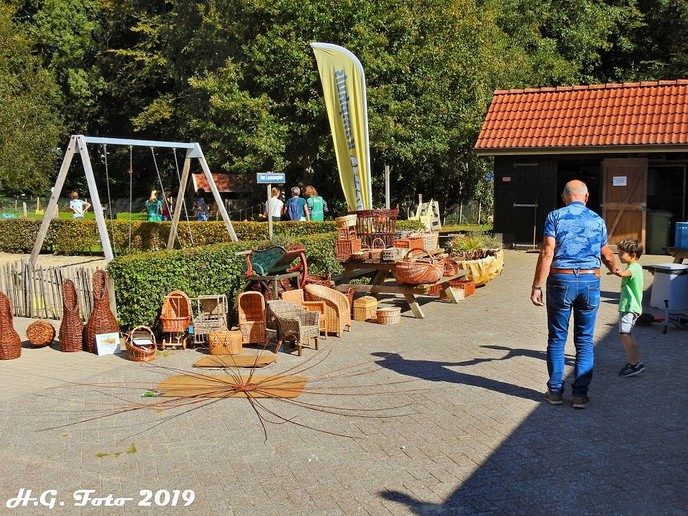 Natuurboerderij Lindehoeve 15 jaar.(+ Video).