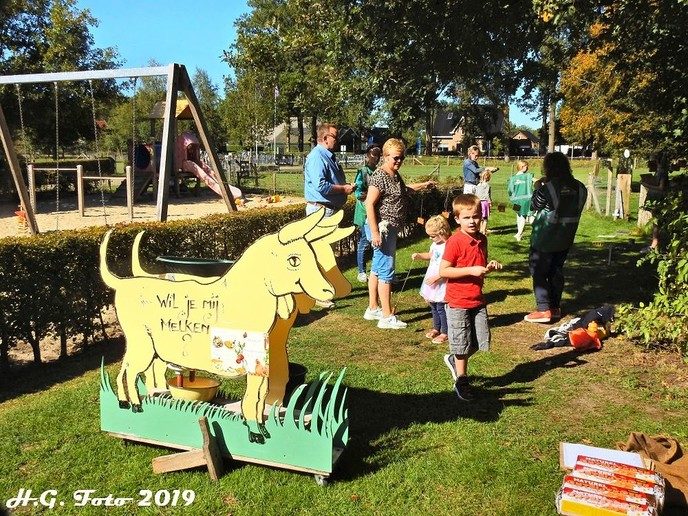 Natuurboerderij Lindehoeve 15 jaar.(+ Video).