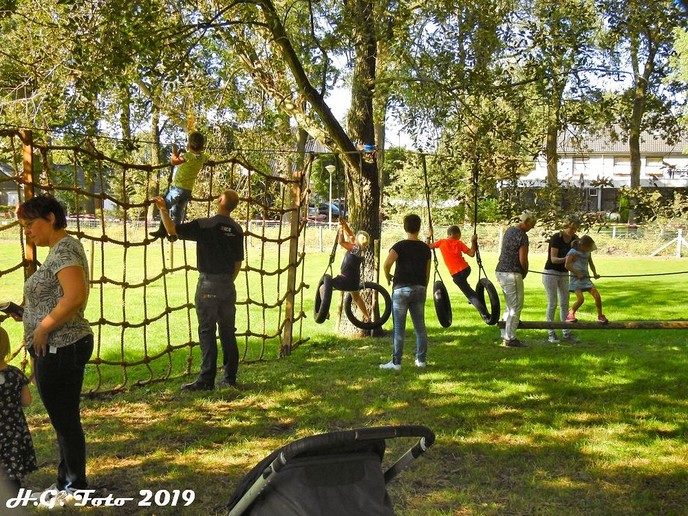 Natuurboerderij Lindehoeve 15 jaar.(+ Video).