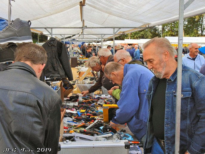 Radio Onderdelen Markt de Lichtmis