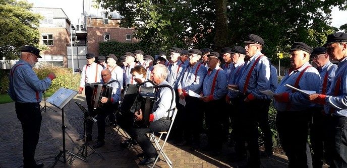 Verrassingsconcert van de Stuwzangers - Foto: Eigen geleverde foto