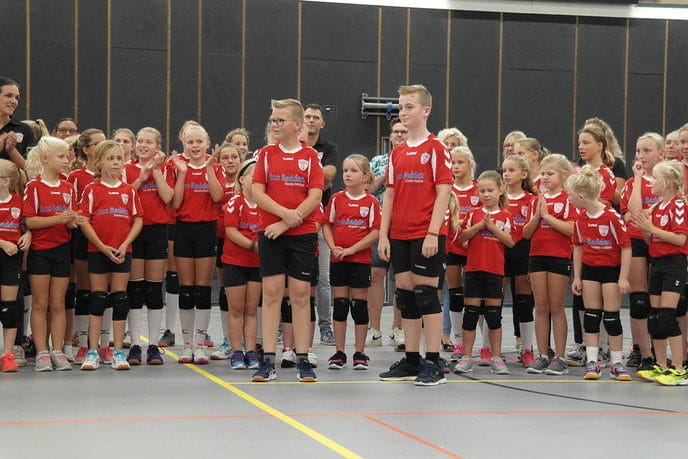 Volleybalvereniging Flash trapt seizoen 2019-2020 - Foto: Eigen geleverde foto