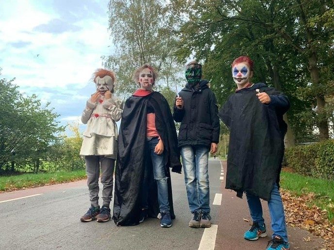 MHC Dalfsen en FC Dalfsen vieren Halloween samen - Foto: Ingezonden foto