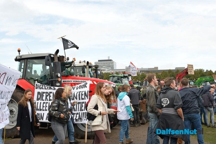 Boeren uit Dalfsen en omgeving naar Den Haag - Foto: Johan Bokma