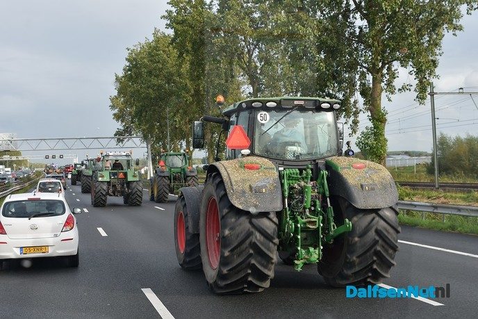 Boeren uit Dalfsen en omgeving naar Den Haag - Foto: Johan Bokma