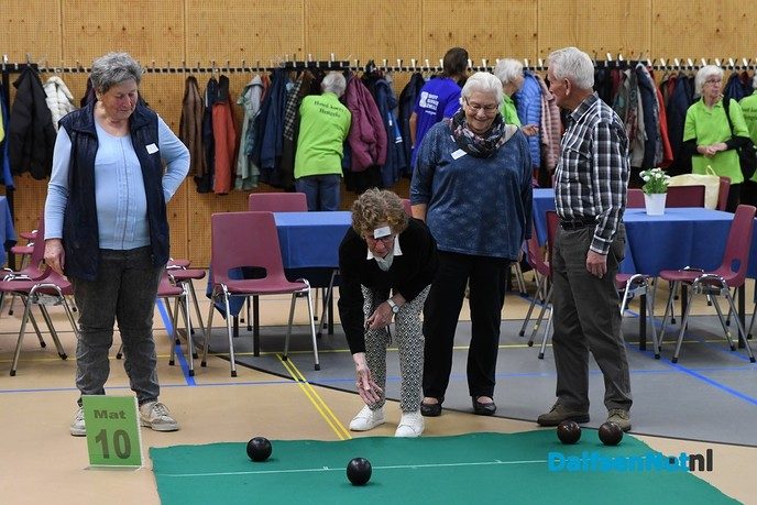 Provinciaal Koersbaltoernooi gewonnen door Katholieke PABO uit Zwolle - Foto: Johan Bokma