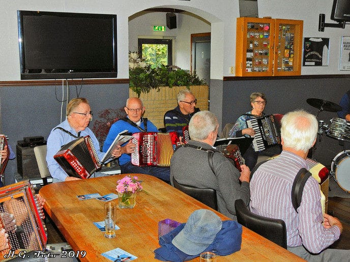 Accordeon & Harmonica dag bij Mansier.