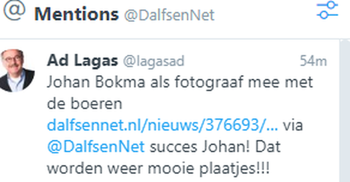 De bus incl. Johan en de boeren zijn ter plaatse