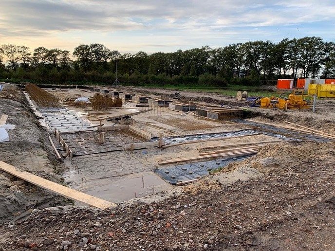 Westerman druk aan het bouwen - Foto: Ingezonden foto