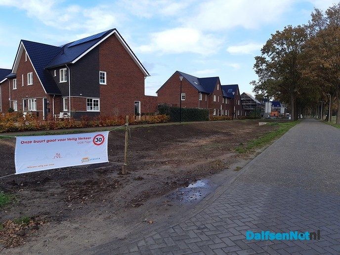 Buurt in actie tegen snelheidsovertreders - Foto: Ingezonden foto