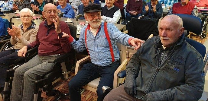 Ontmoeting met 2 oud leden van de Stuwzangers                      – - Foto: Eigen geleverde foto