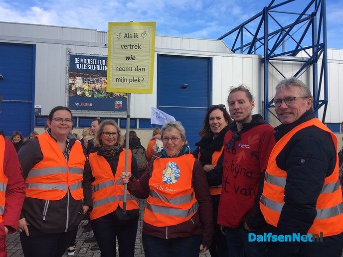 Dalfser scholen staakten - Foto: Ingezonden foto